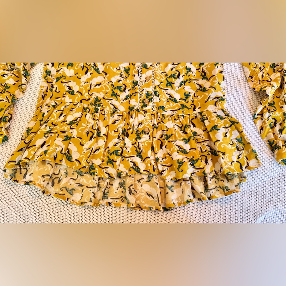 ANTHROPOLOGIE + MAEVE Janie Flounced Peasant Blouse Rabbit Printed Top - Picture 9 of 16